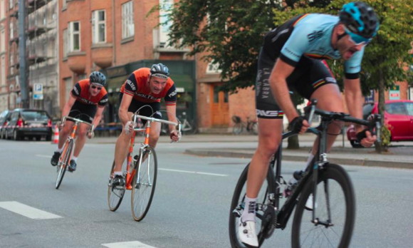 Kaptajnen og Løjtnanten på carbonjagt ved sidste års G.S. Velopresse