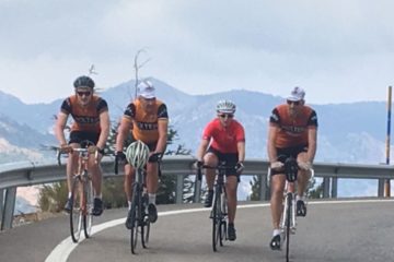 Squadra Molteni fører op af Pico del Veleta
